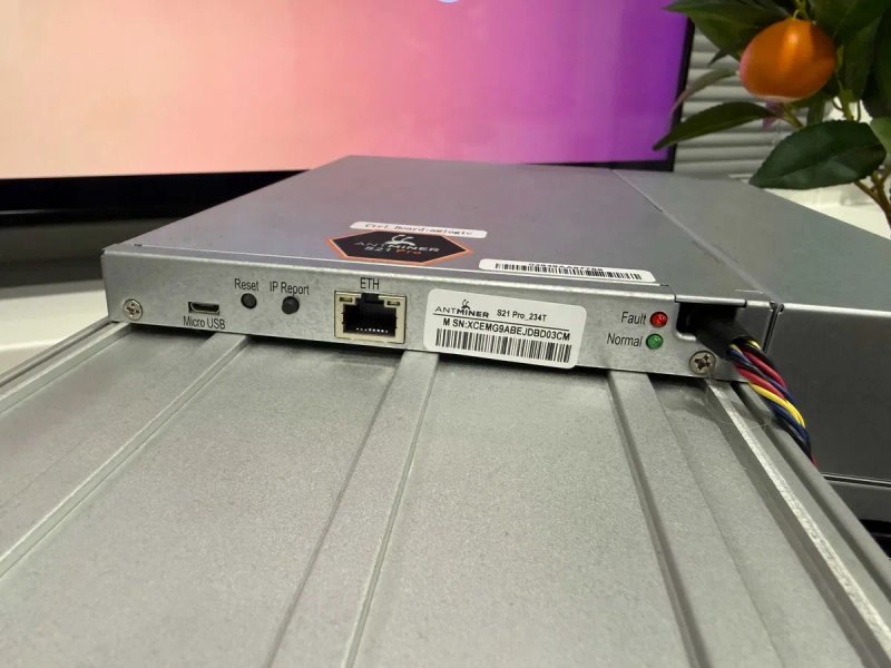 НАЯВНІСТЬ! NEW Asic Antminer S21 Pro 234 Th, Amlogic, Асік + Гарантія — фото 5