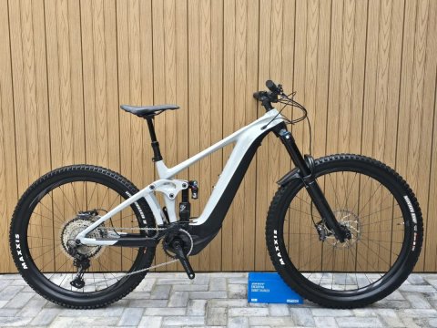 New‼️750wh‼️Giant Reign E+ Fox 38/full XT/Yamaha