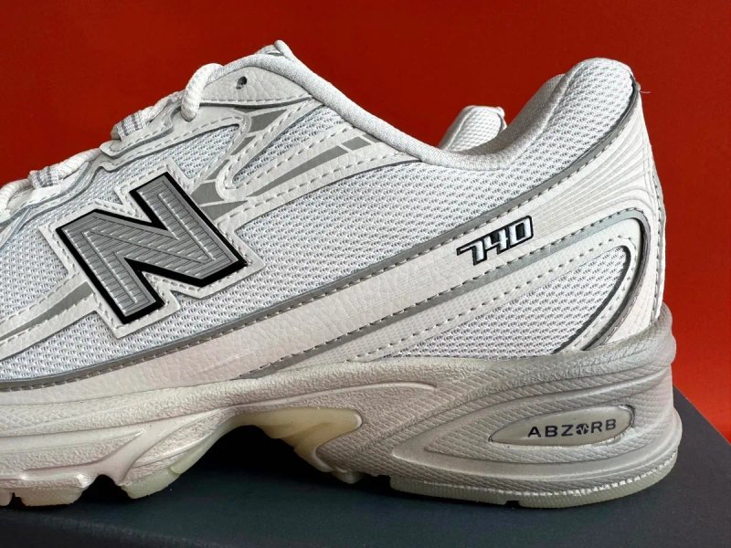 NEW BALANCE 740 U740LN1 Оригінал чоловічі кросівки розмір 44 | 44,5 | 45 | 45,5 — фото 3