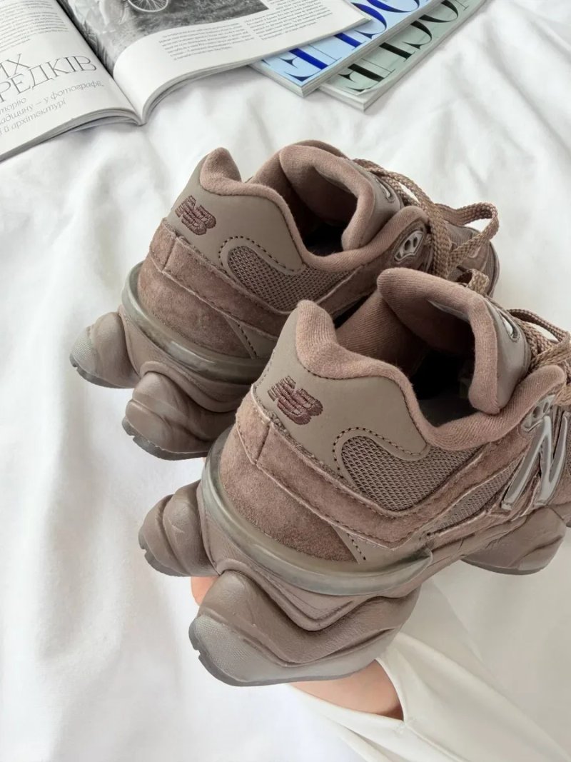 New Balance 9060 Chocolate жіночі кросівки ню беланс 9060 — фото 4