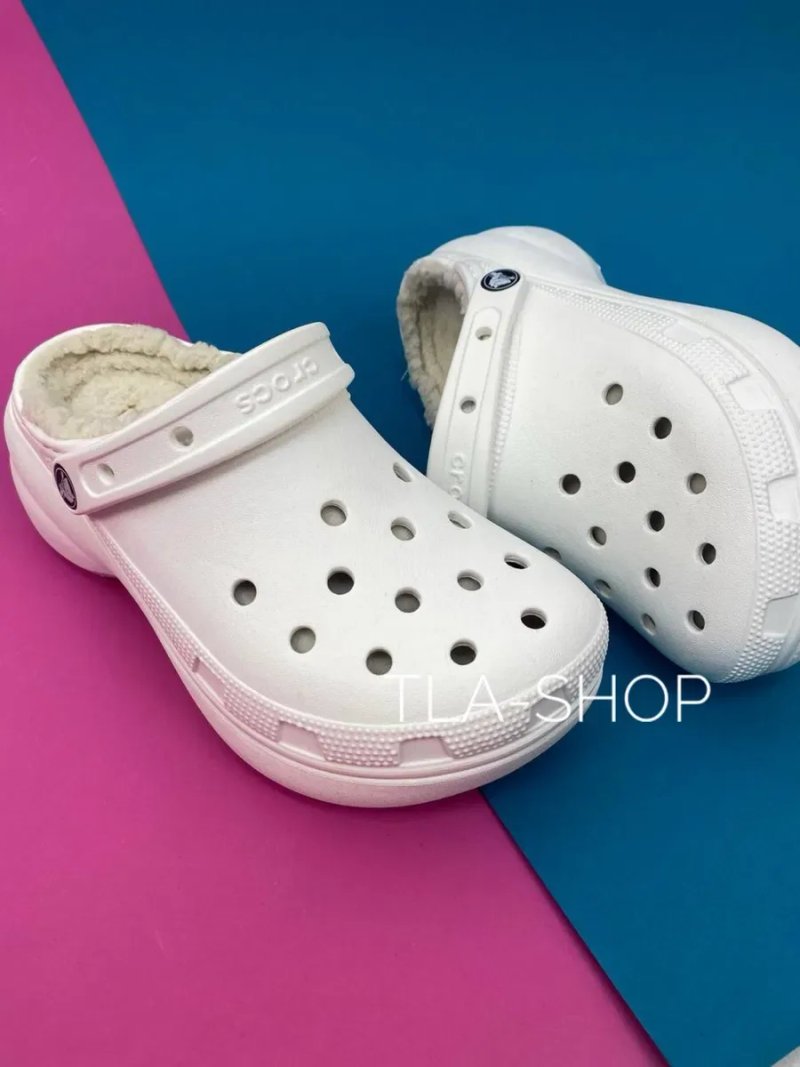 New Crocs Classic Platform Lined крокси з хутром  жіночі сабо — фото 2