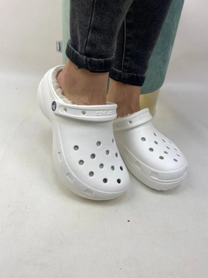 New Crocs Classic Platform Lined крокси з хутром  жіночі сабо — фото 4