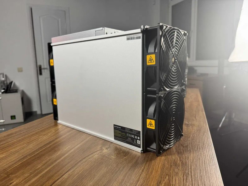 NEW! Майнер Antminer S21+ 216 Th Zynq miner Asic Bitmain + Сервіс — фото 3