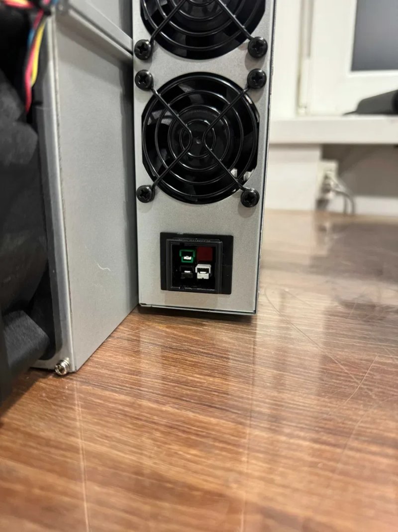 NEW Майнер! Asic Bitmain Antminer L9 16 Gh плата BB18 miner + Гарантія — фото 4