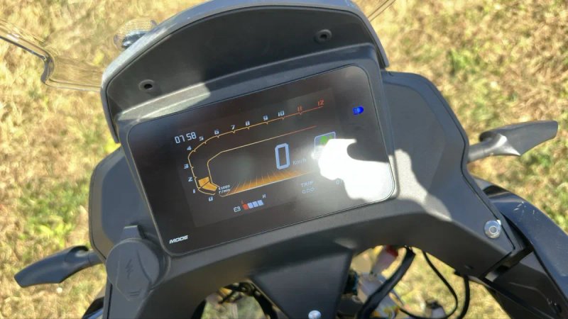 NEW Мотоцикл SPARK SP250E-8 — фото 7