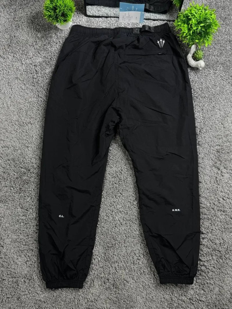 Нейлонові штани Nike Nocta — фото 2