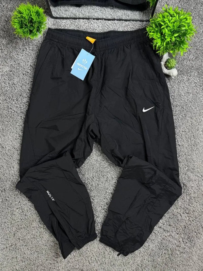 Нейлонові штани Nike Nocta — фото 3
