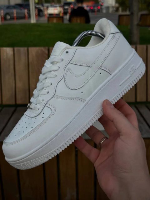Nike air force 1 white білі чоловічі кросівки найк еір форс