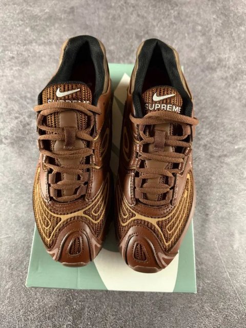 Nike Air Max 98 x Supreme Brown