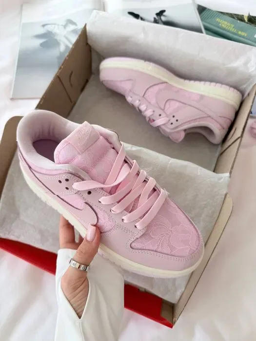 Nike Dunk Low Lace Pack Pink Regal жіночі кросівки найк данк рожеві — фото 3