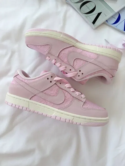 Nike Dunk Low Lace Pack Pink Regal жіночі кросівки найк данк рожеві — фото 7