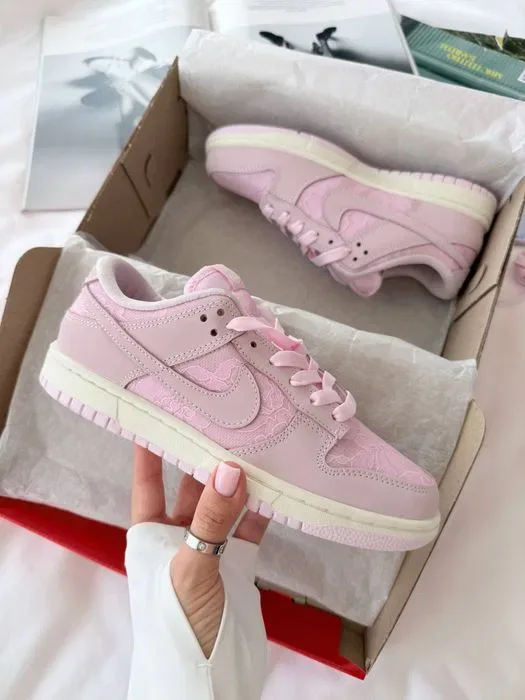 Nike Dunk Low Lace Pack Pink Regal жіночі кросівки найк данк рожеві — фото 8
