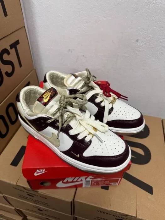 Nike Dunk Low Lx Maroon White жіночі кросівки найк данк бордо — фото 5
