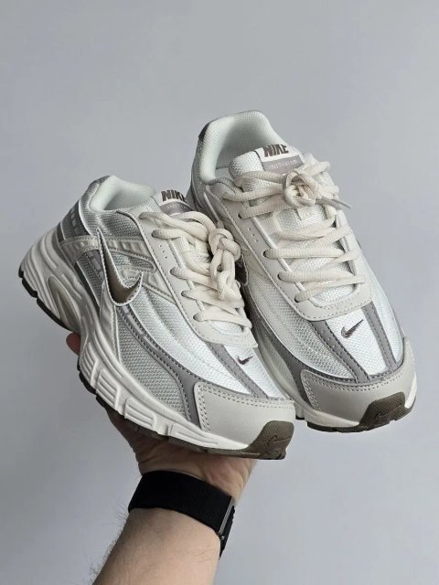 Nike Initiator Beige Brown трендові жіночі кросівки найк інітіатор