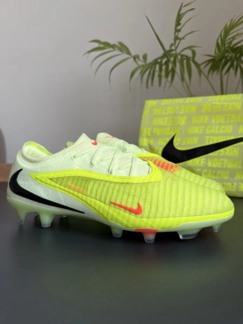 Nike Phantom 6 Low Elite Fg оригінал бутси чоловічі розмір 41 (26см) нові HJ2146-801