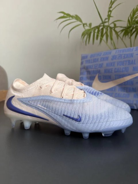 Nike Phantom 6 Low Elite Fg оригінал бутси розмір 38.5 (24см) 40.5 (25.5см) нові IO8217-008