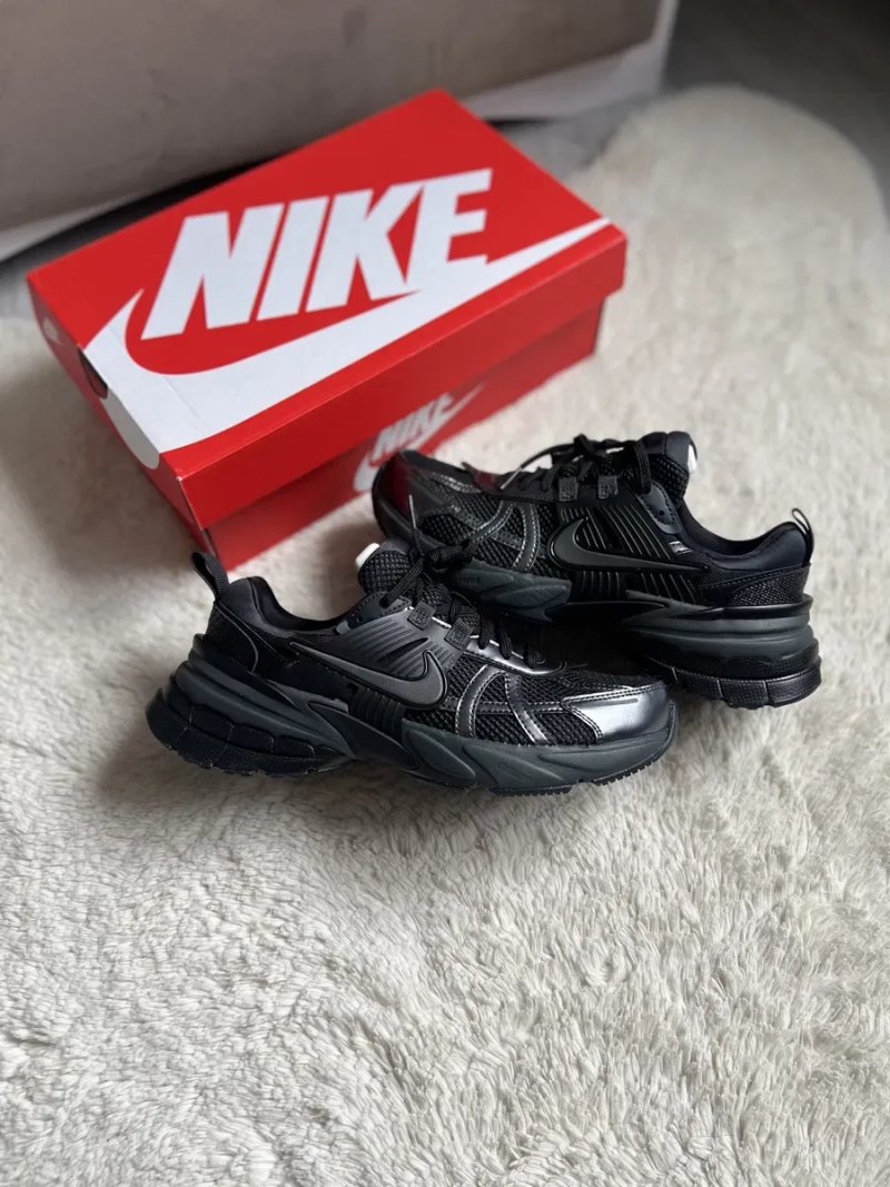 Nike V2K Run 100% original — фото 2