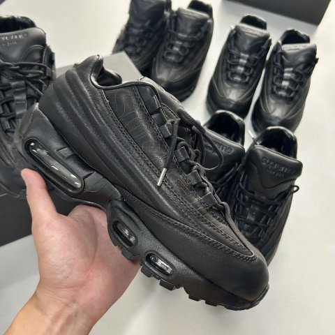 Nike x Supreme 95 air max leather lux найк суприм 95 аір макс чорні кросовки шкіра vetements balenciaga rick hedi dior ysl if6w9 number nine