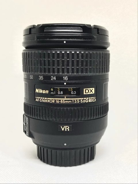 Nikkor 16-85 mm, обєктив для Nikon
