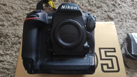 Nikon D5 коробочный комплект рассрочка