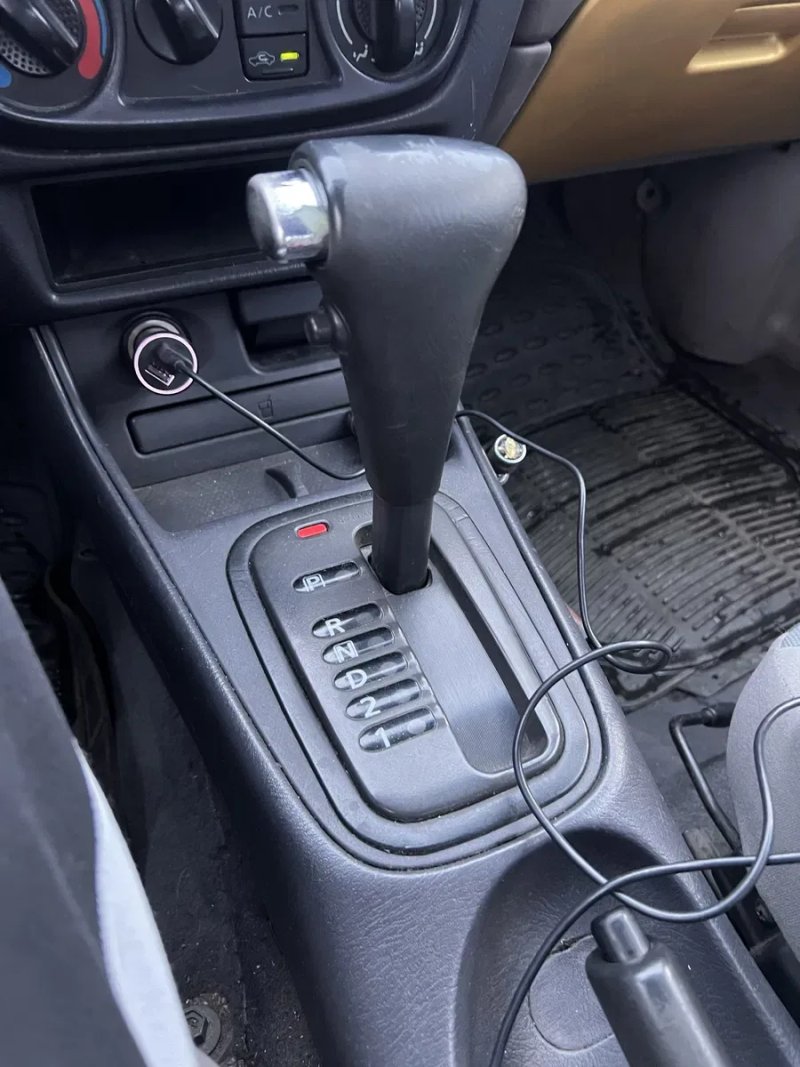 Nissan Almera n16 автомат Розборка — фото 2