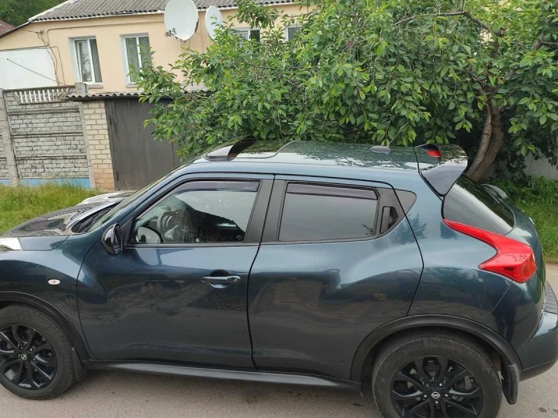 Nissan Juke 2013 1.6 Turbo SV — фото 2