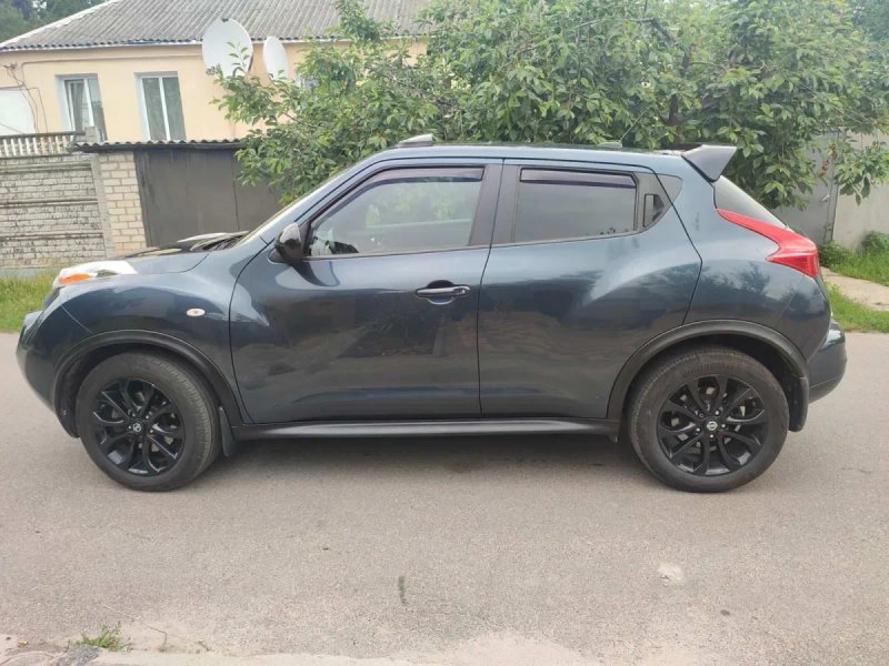 Nissan Juke 2013 1.6 Turbo SV — фото 6