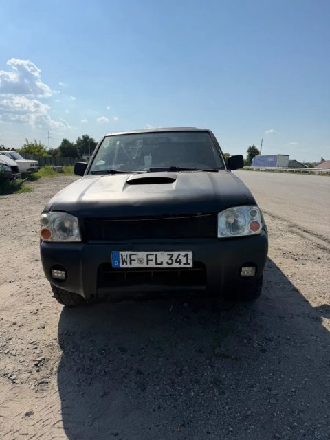 Nissan Navara мотор 2.5 дизель полный привод механик
