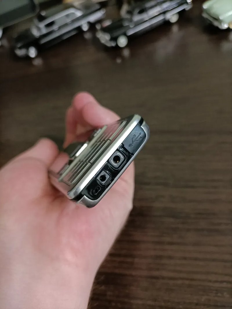 Nokia 6300 original silver — фото 7