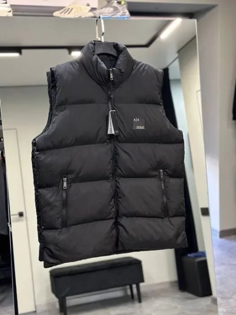 Нова чоловіча жилетка безрукавка Armani Exchange розмір M-3XL