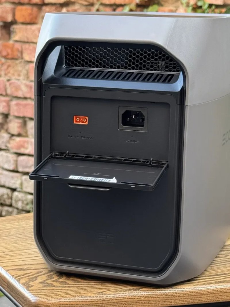 Нова ECOFLOW DELTA 3 Classic (EFDELTA3C-EU-CBox-L) зарядна станція LiFePO4 для дому квартири резервне живлення UPS інвертор 220В електростанція — фото 4