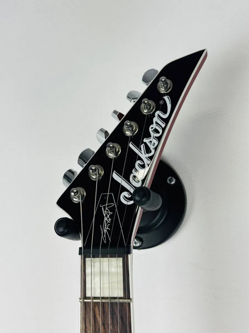 Нова гітара Jackson X Series Signature Scott Ian King V KVXT Candy Apple Red — фото 8
