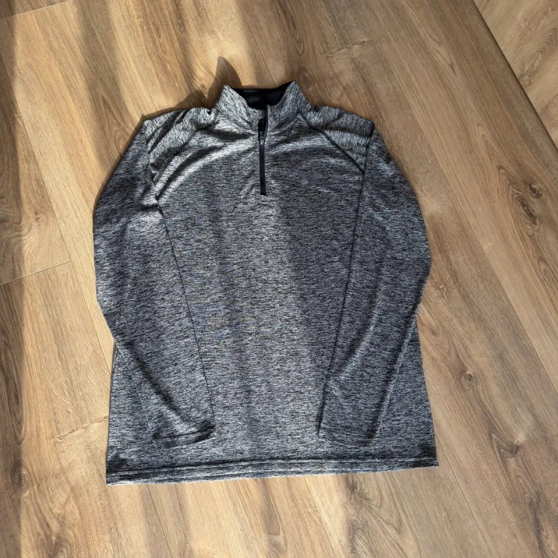 Нова кофта лонгслів від Under Armour ( розмір M) — фото 2