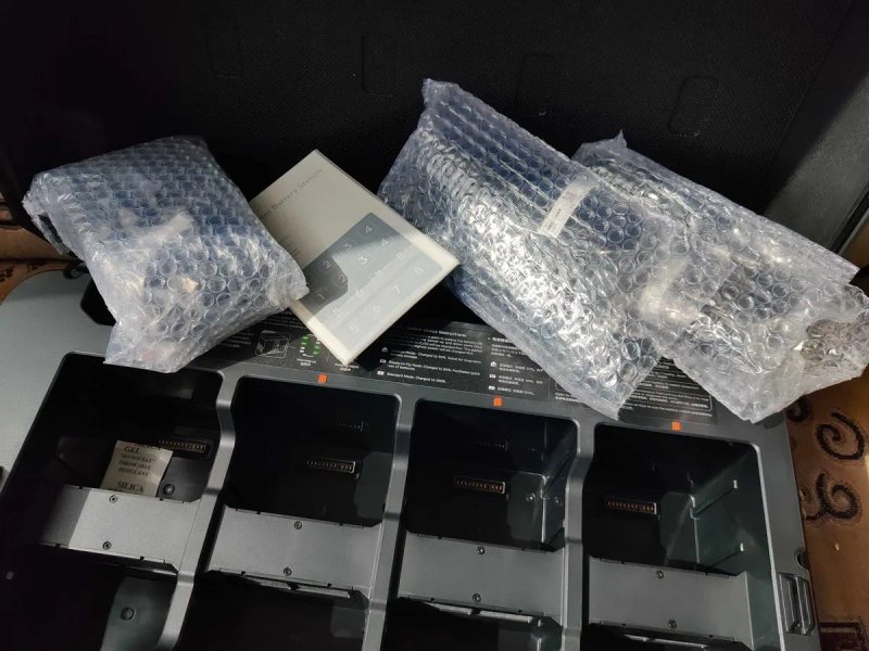 Нова не активована зарядна станція DJI BS65 Intelligent Battery Station (Universal) для акумулятоірв TB60 TB65 кейс для батарей Matrice 350 300 RTK — фото 8