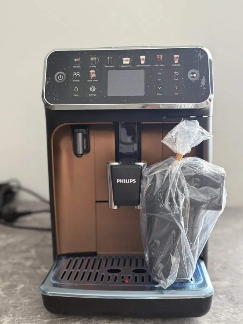 Нова Philips 5500 сучасна кавомашина Saeco — фото 3
