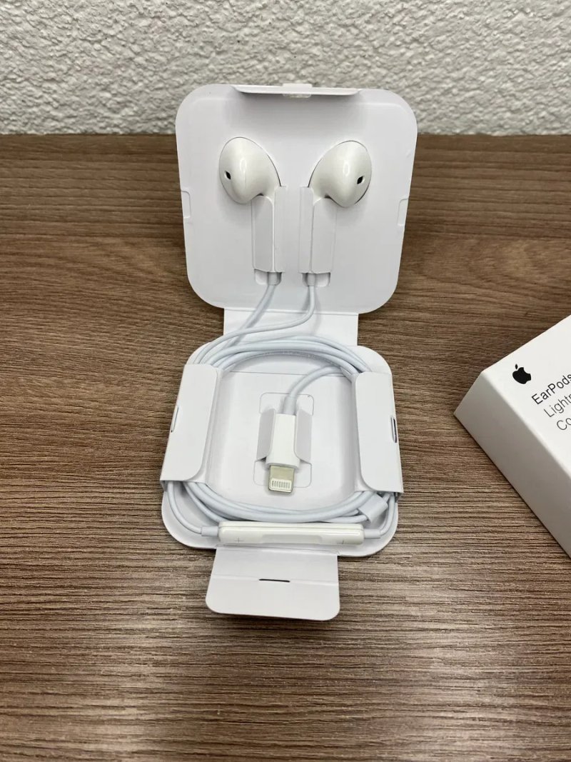 Нові Apple Earpods Lightning connector A1748 провідні навушники — фото 2