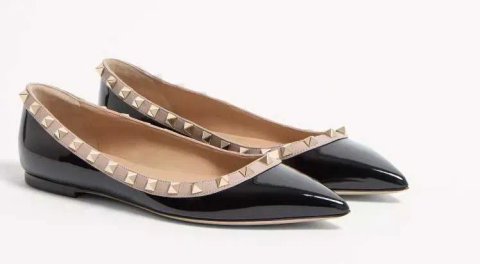 Нові Балерини Valentino Garavani Rockstud з лакованої шкіри