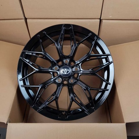 Нові Диски На Авто R18 5x114.3 Toyota Camry Rav4 Tesla Model 3 Nissan Rogue Lexus ES Honda Accord CR-V Mazda 6 Kia Hyundai Black