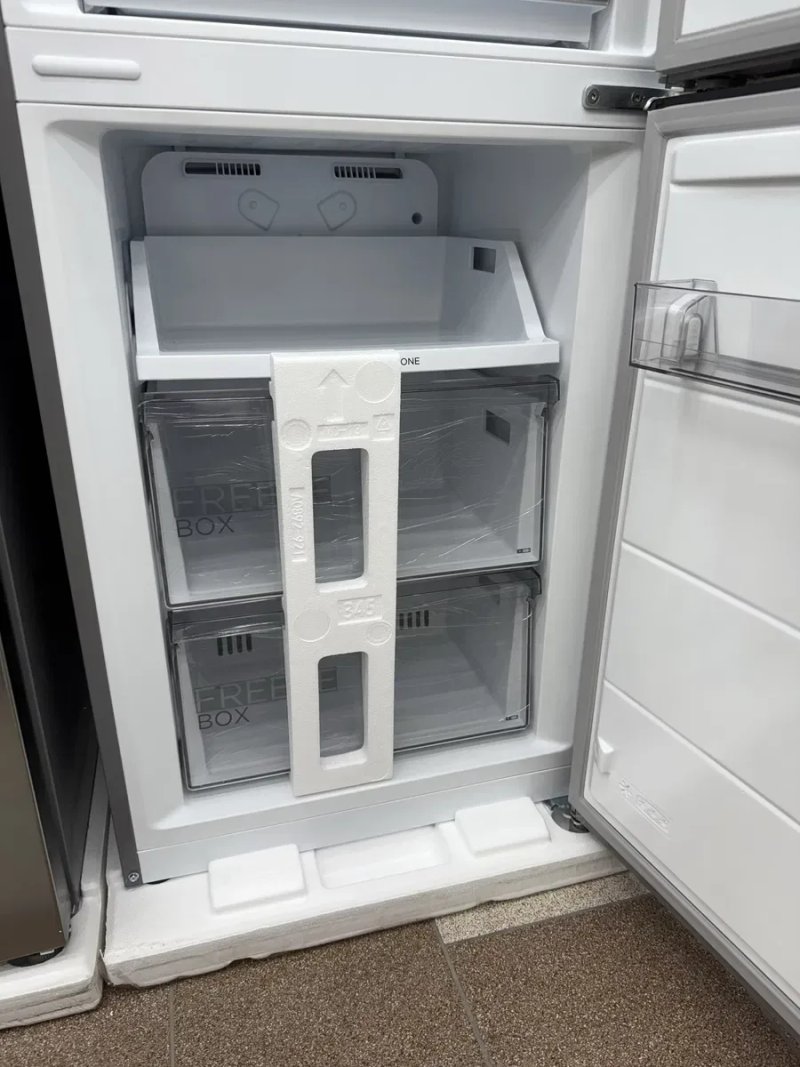 Нові холодильники Samsung , Midea , — фото 7