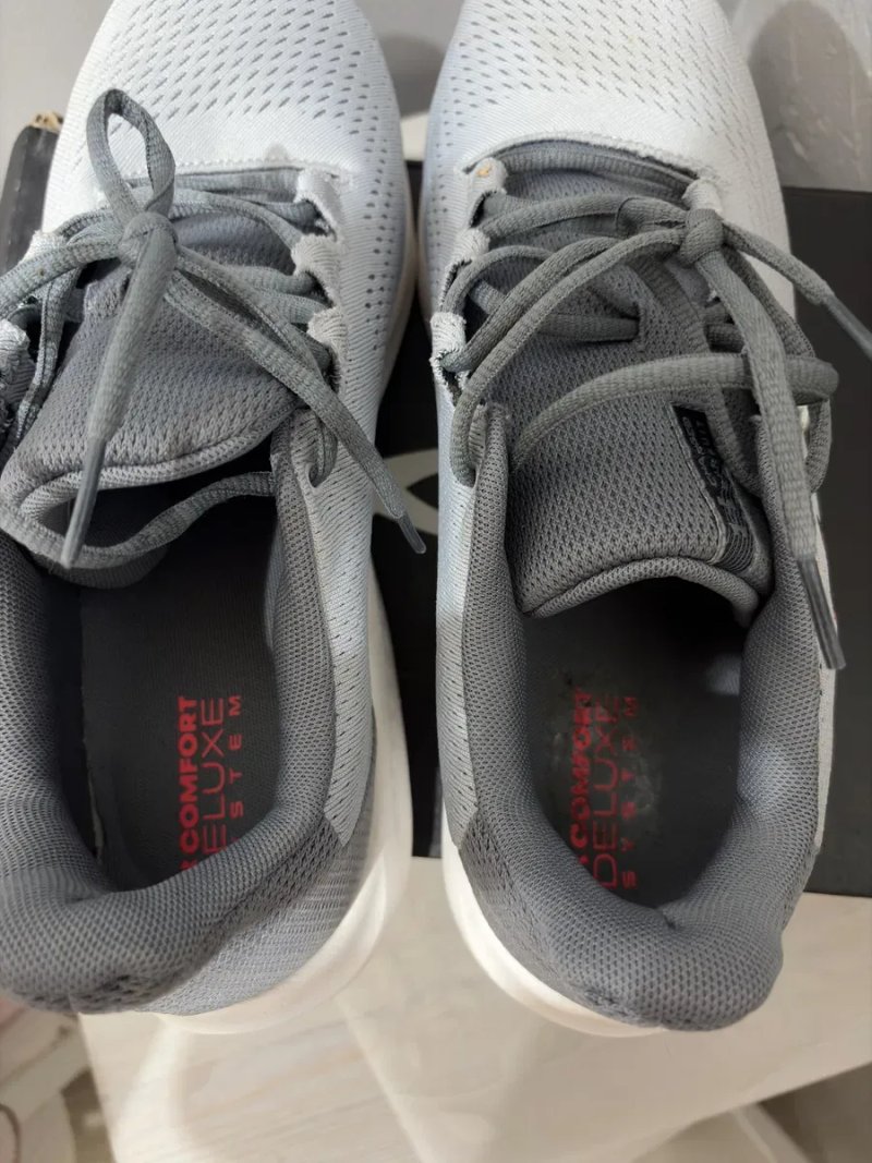 Нові кросівки Under Armour Charged Pursuit 3 Big Logo , у сірому кольорі , в розмірі 46 — фото 3