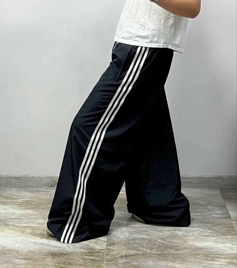 Нові мега широкі Adidas nylon opium balenciaga штани нейлонові адидас archive спортивки Super Baggy trackpants sweatpants rap firebird trackpants — фото 3