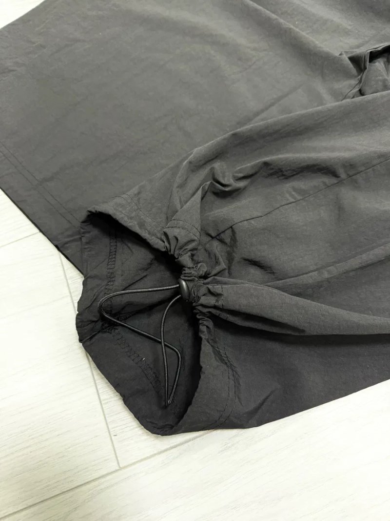 Нові нейлонові штани спортивні парашути на утяжках чорні широкі mega baggy багі штаны широкие нейлоновые спортивные парашюты на утяжках бегги gorpcore — фото 7