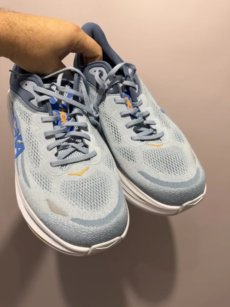 Нові оригінал кросівки hoka bondi 9 48-31см не ношені — фото 2