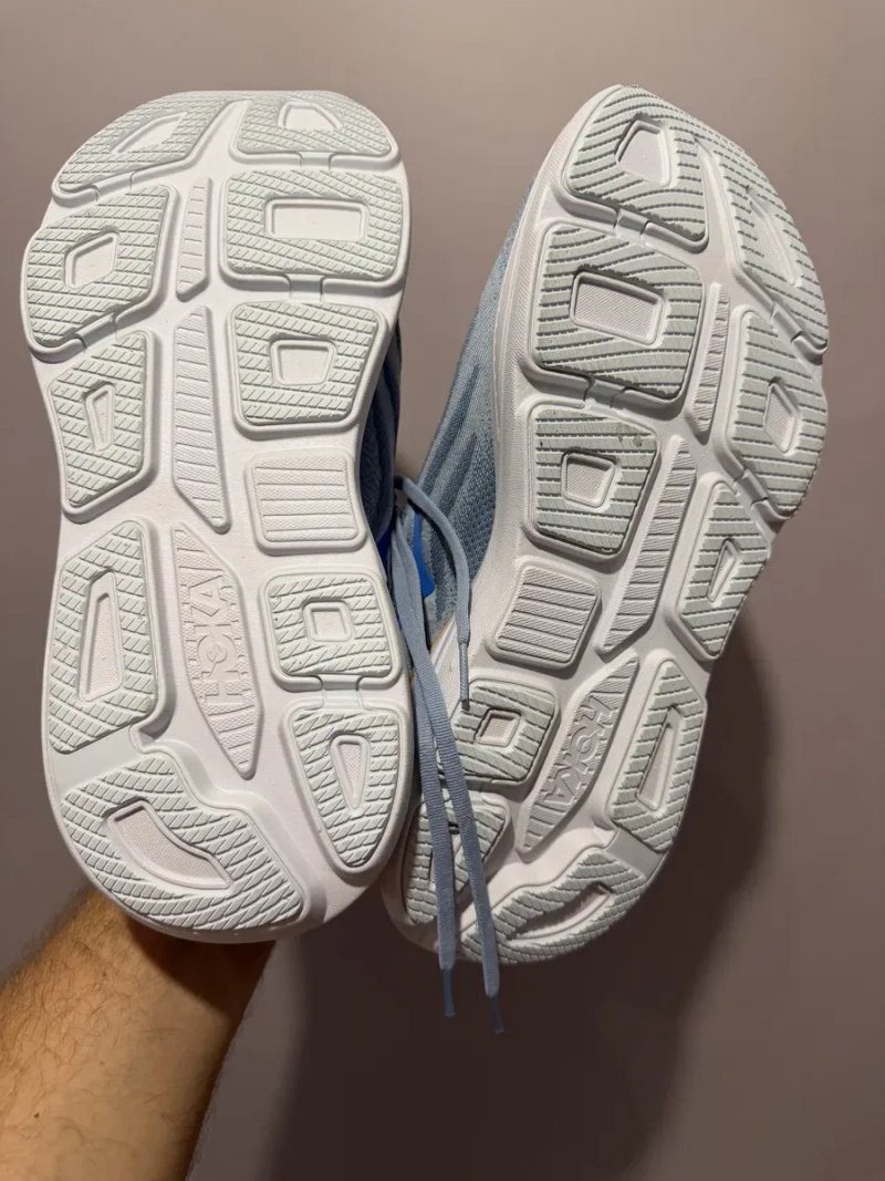 Нові оригінал кросівки hoka bondi 9 48-31см не ношені — фото 5