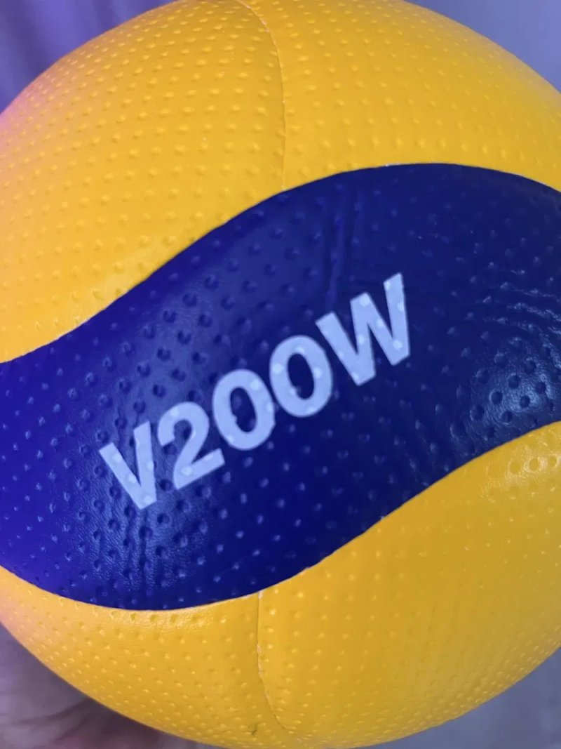 Нові, професійні волейбольні мячі Mikasa v200w + подарок — фото 3
