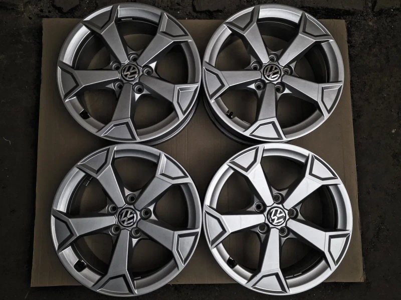 Нові R17 5x112 VOLKSWAGEN | Original | VAG | Рідна фарба, ідеальний заводський стан | Преміум диски | Комплект / 4шт — фото 3