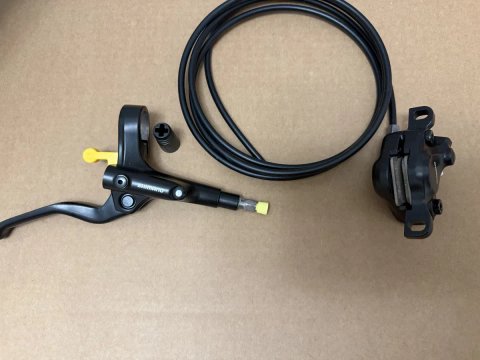 Нові задні гальма Shimano MT200 MT201 1700/2000 ми