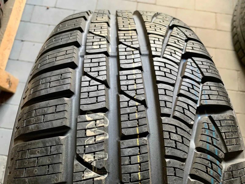 Нові. Зима 225/55R16 (95Н) Pirelli Winter Sottozero 210 Serie 2 — фото 4
