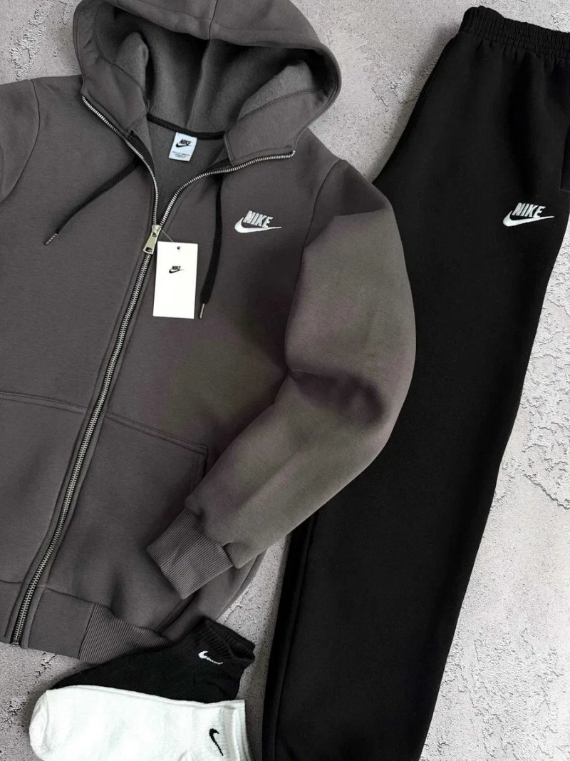 Новинка! Чоловічий зимовий костюм Nike на флісі + 2 пари шкарпеток у подарунок — фото 5