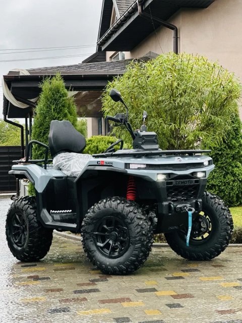 Новий CFmoto CFORCE c4 touring